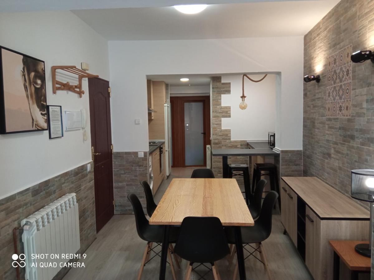 Apartamentos La Casona De Ezcaray Con Terrazas Y Patios Individuales Zewnętrze zdjęcie